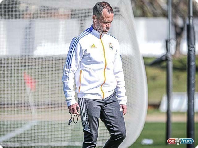 זה לא הגנה. שוהם (נזיה סולטאן)